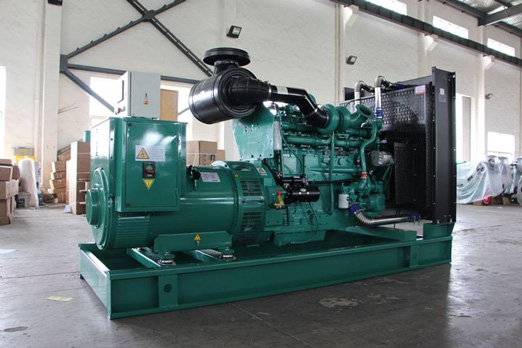 张掖320kw康明斯柴油发电车出租_COPY_COPY